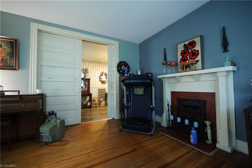 449 Frank Fleer Road Lexington, NC 27292 - Photo 4 of 22 Gallery Image 4