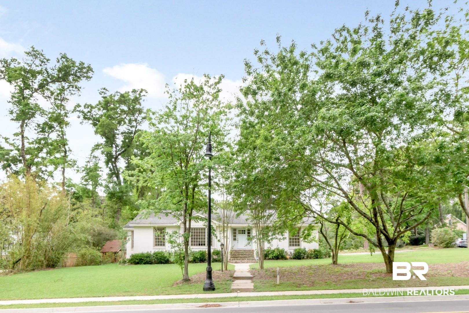 4 Turnout Lane Mobile, AL 36608 - Photo 42 of 53 View of front of home featuring a front lawn