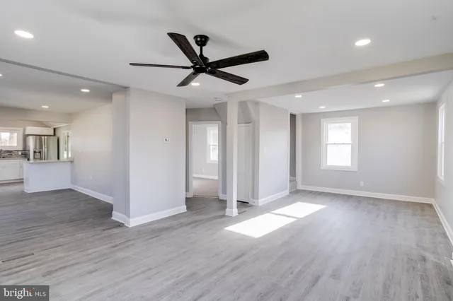 $329,990 | 974 Martin Road, Baltimore, MD 21221