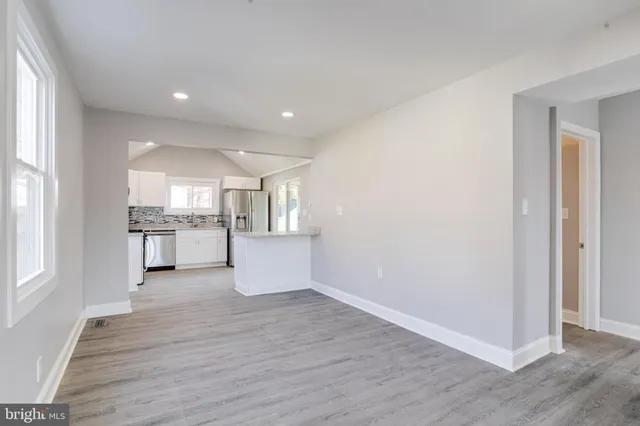 $329,990 | 974 Martin Road, Baltimore, MD 21221