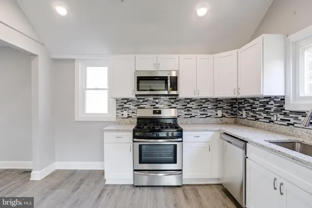 $329,990 | 974 Martin Road, Baltimore, MD 21221