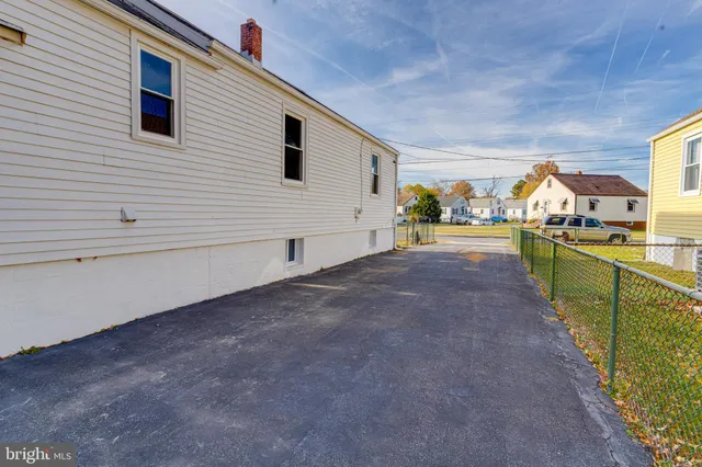 $329,990 | 974 Martin Road, Baltimore, MD 21221