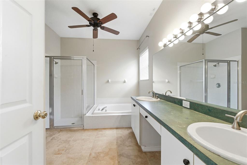 1623 Crossvine Court Trinity, FL 34655 - Photo 25 of 56