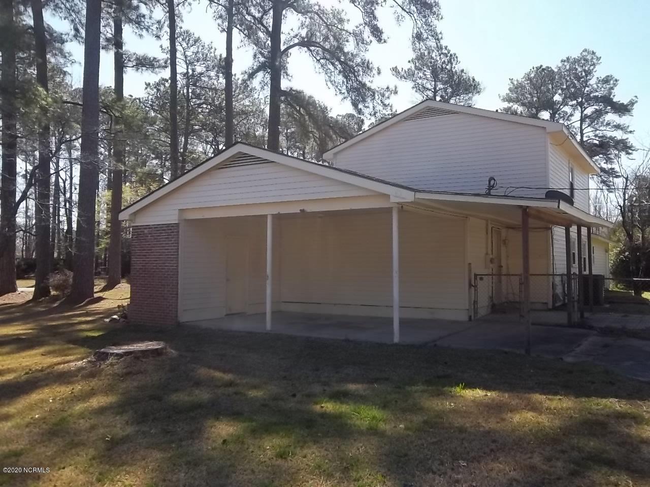 227 Stratford Road Havelock, NC 28532 - Photo 4 of 17 Covered Exterior Storage Area