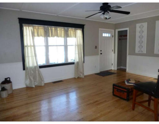 726 Benson Road Northbridge, MA 01588 - Photo 11 of 22 Gallery Image 11