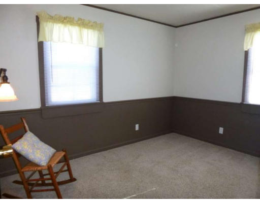 726 Benson Road Northbridge, MA 01588 - Photo 16 of 22 Gallery Image 16