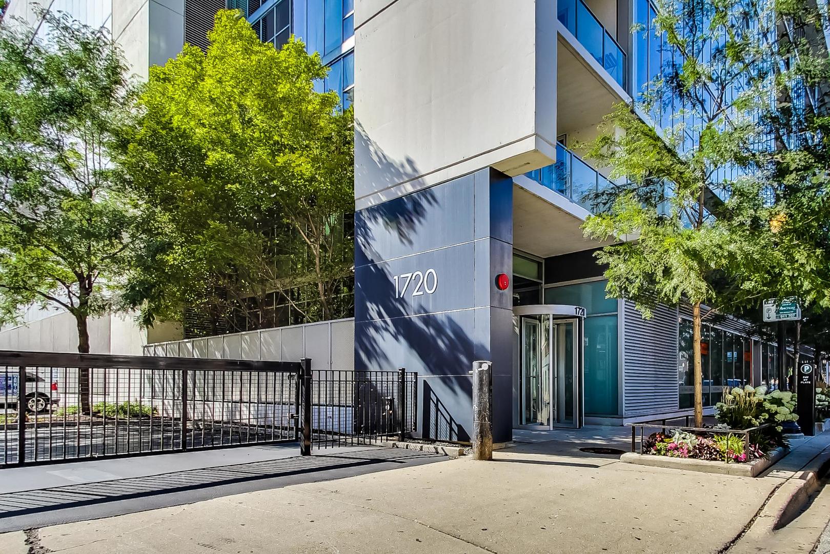 1720 South Michigan Avenue, Unit 902 Chicago, IL 60616 - Photo 25 of 32