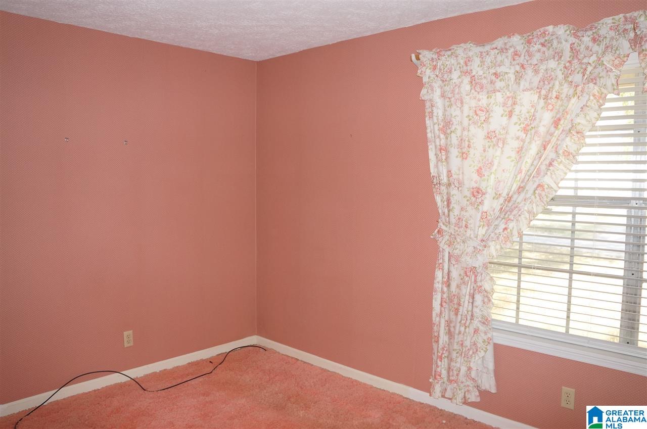 531 Center Point Road Sylacauga, AL 35151 - Photo 21 of 34