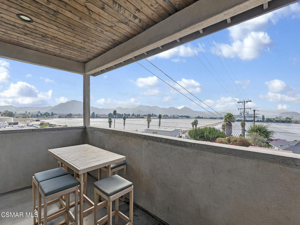 391 Grandview Circle Camarillo, CA 93010 - Photo 25 of 51