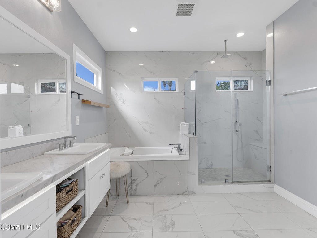 391 Grandview Circle Camarillo, CA 93010 - Photo 29 of 51