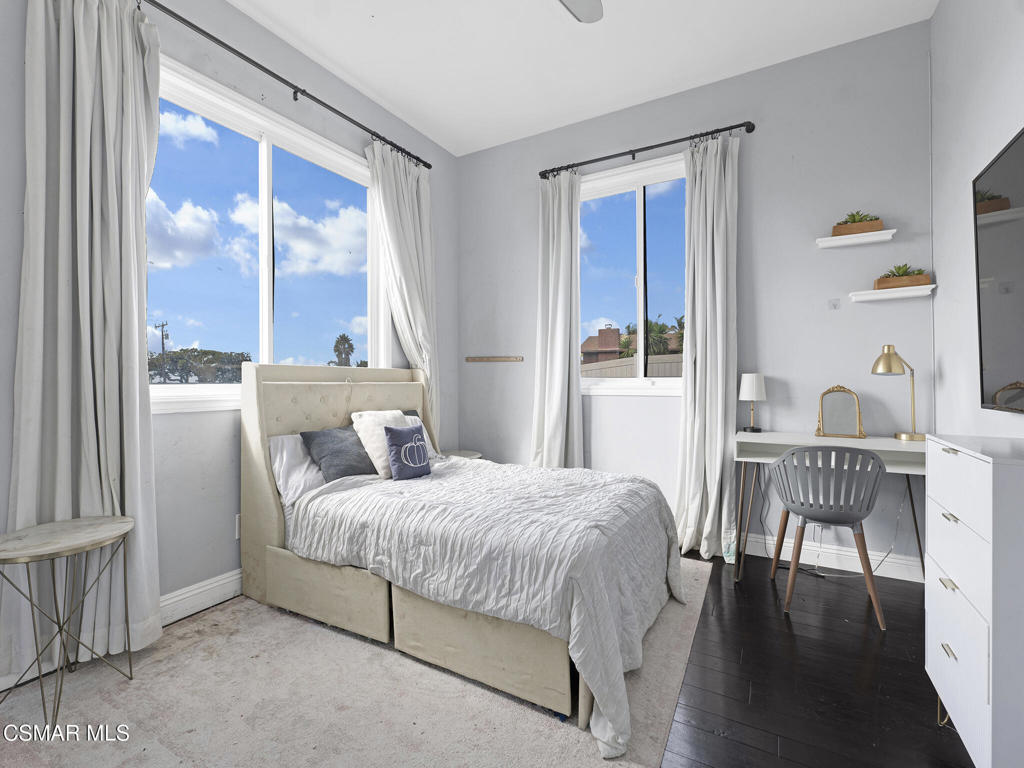 391 Grandview Circle Camarillo, CA 93010 - Photo 30 of 51