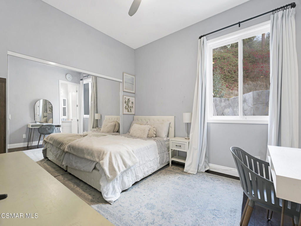 391 Grandview Circle Camarillo, CA 93010 - Photo 33 of 51