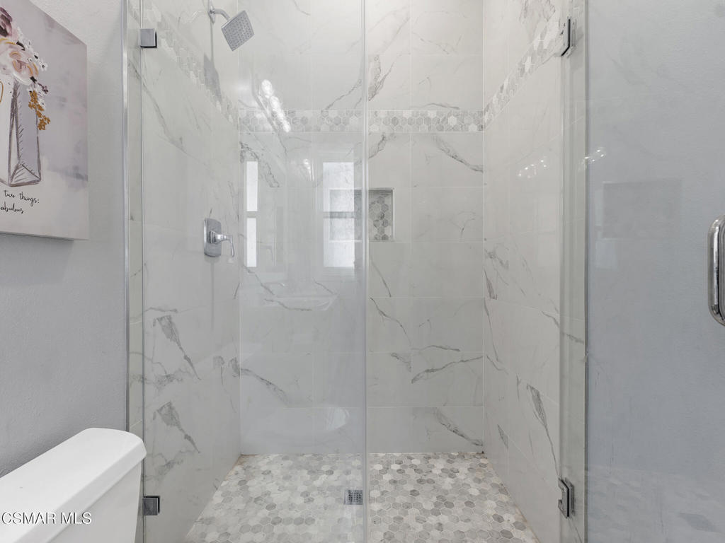 391 Grandview Circle Camarillo, CA 93010 - Photo 38 of 51