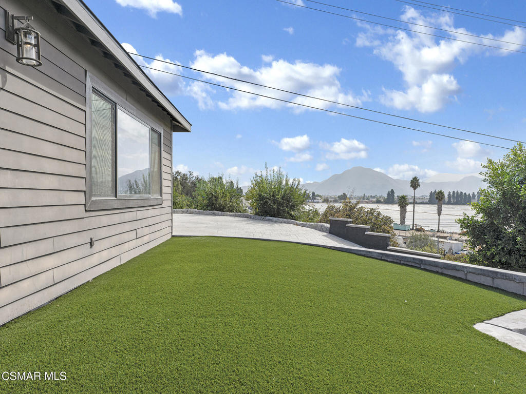 391 Grandview Circle Camarillo, CA 93010 - Photo 45 of 51