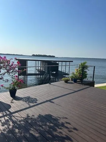 a view of a brick building