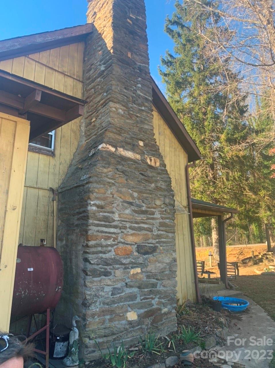 923 Old Fort Road Fairview, NC 28730 - Photo 2 of 4
