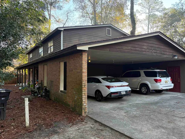 $1,295 | 3701 Donovan Drive, Unit C, Tallahassee, FL 32309