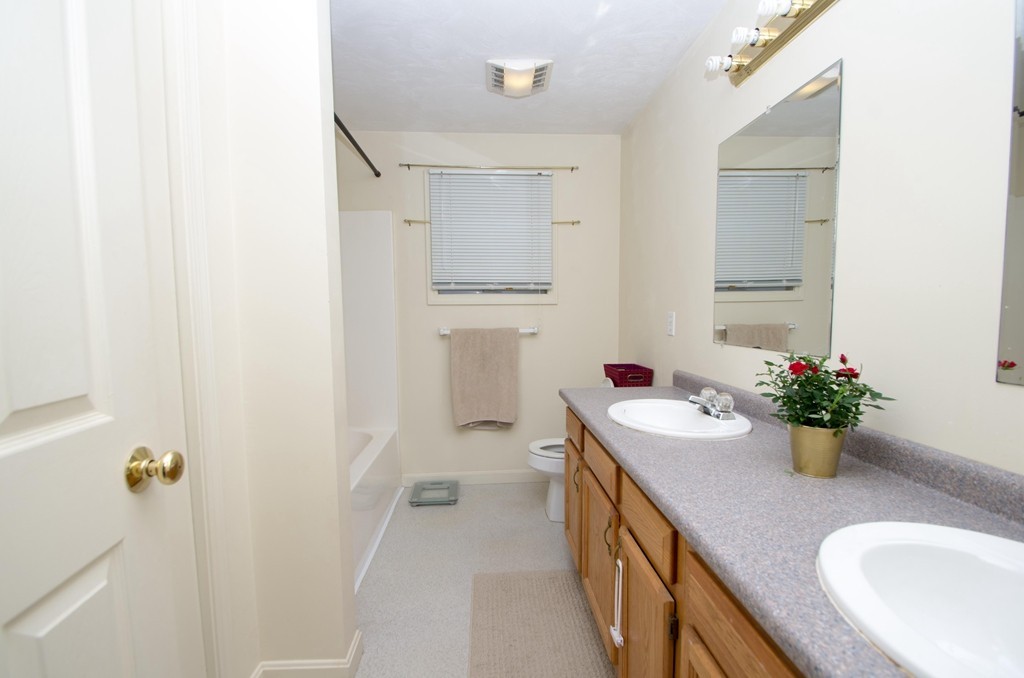 15 Frongillo Farm Road Worcester, MA 01604 - Photo 12 of 16 Gallery Image 12