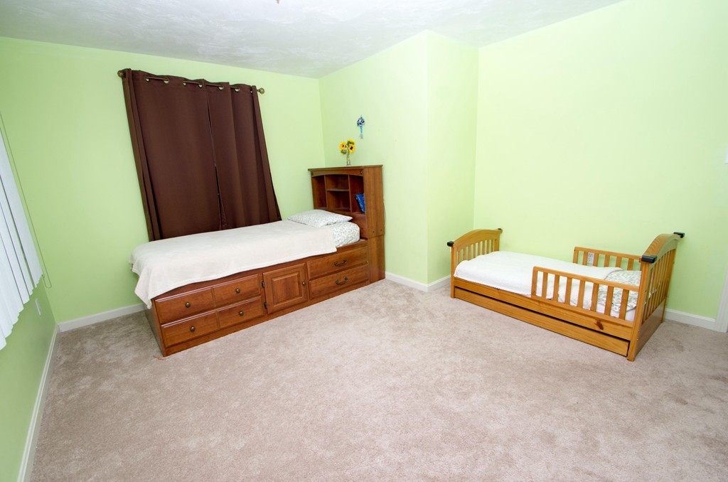 15 Frongillo Farm Road Worcester, MA 01604 - Photo 8 of 16 Gallery Image 8