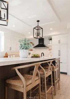 $2,499,000 | 223 South Irena Avenue, Unit B, Redondo Beach, CA 90277