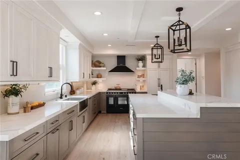 $2,499,000 | 223 South Irena Avenue, Unit B, Redondo Beach, CA 90277