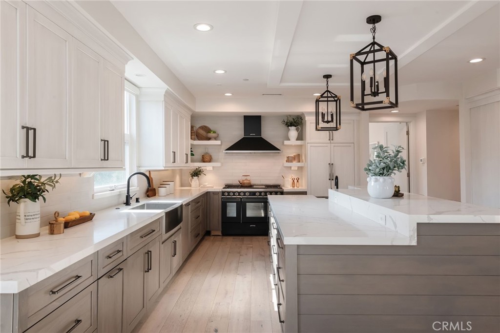 223 South Irena Avenue, Unit B Redondo Beach, CA 90277 - Photo 13 of 36