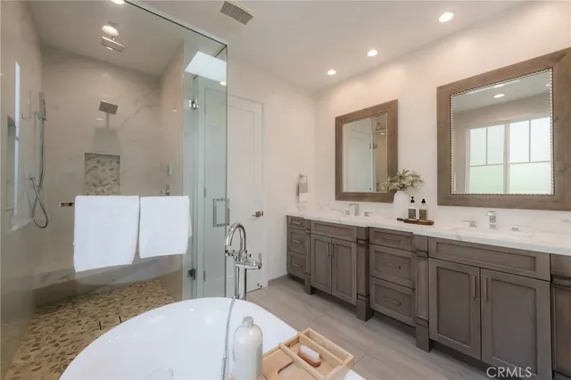 $2,599,000 | 223 South Irena Avenue, Unit B, Redondo Beach, CA 90277