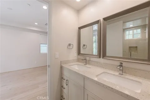 $2,499,000 | 223 South Irena Avenue, Unit B, Redondo Beach, CA 90277