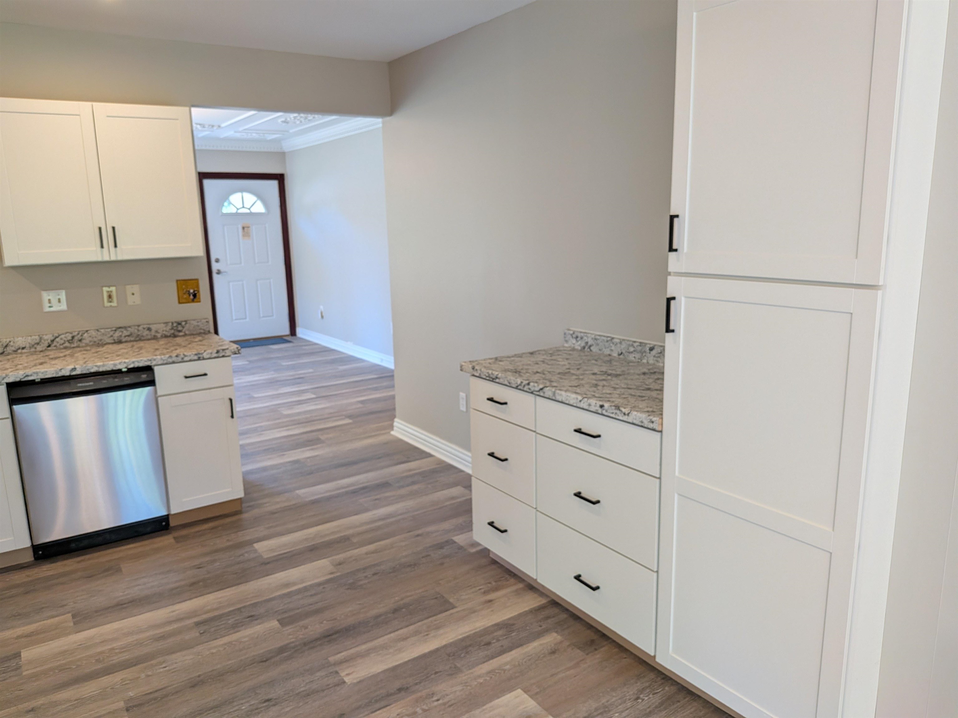 657 South Freya Street Spokane, WA 99202 - Photo 8 of 20