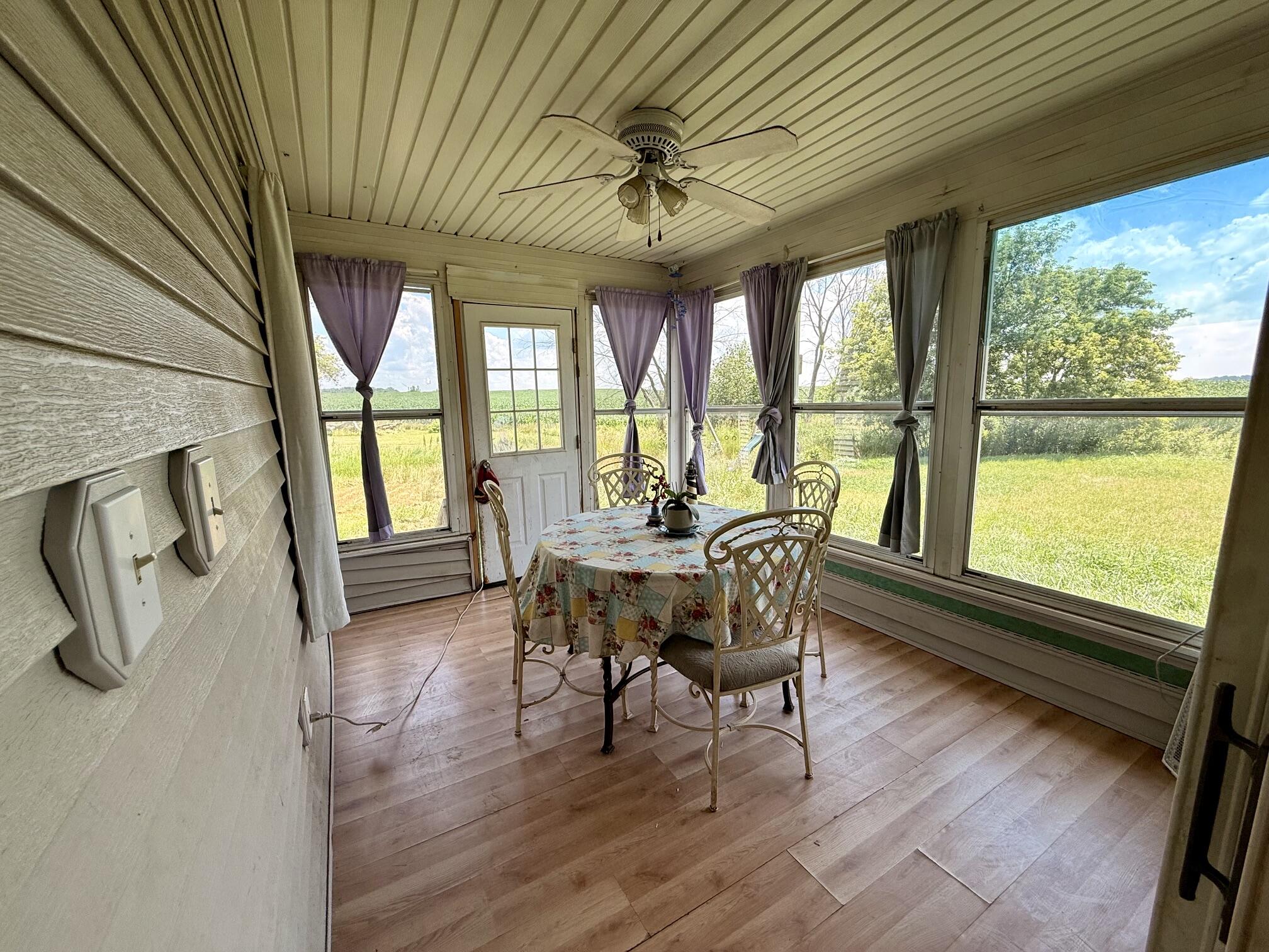 8565 Mt Hope Road Carson City, MI 48811 - Photo 8 of 36 porch