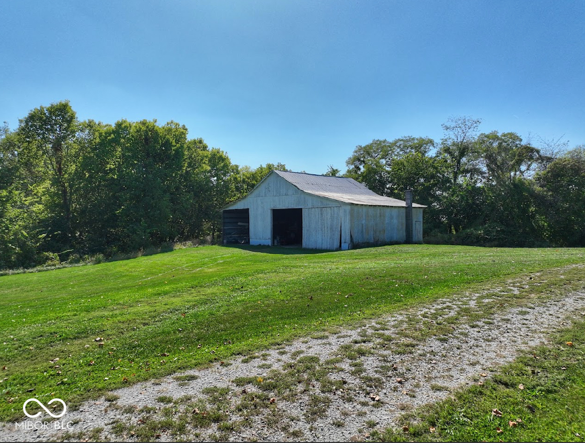3148 South Coffing Brothers Road Kingman, IN 47952 - Photo 3 of 16