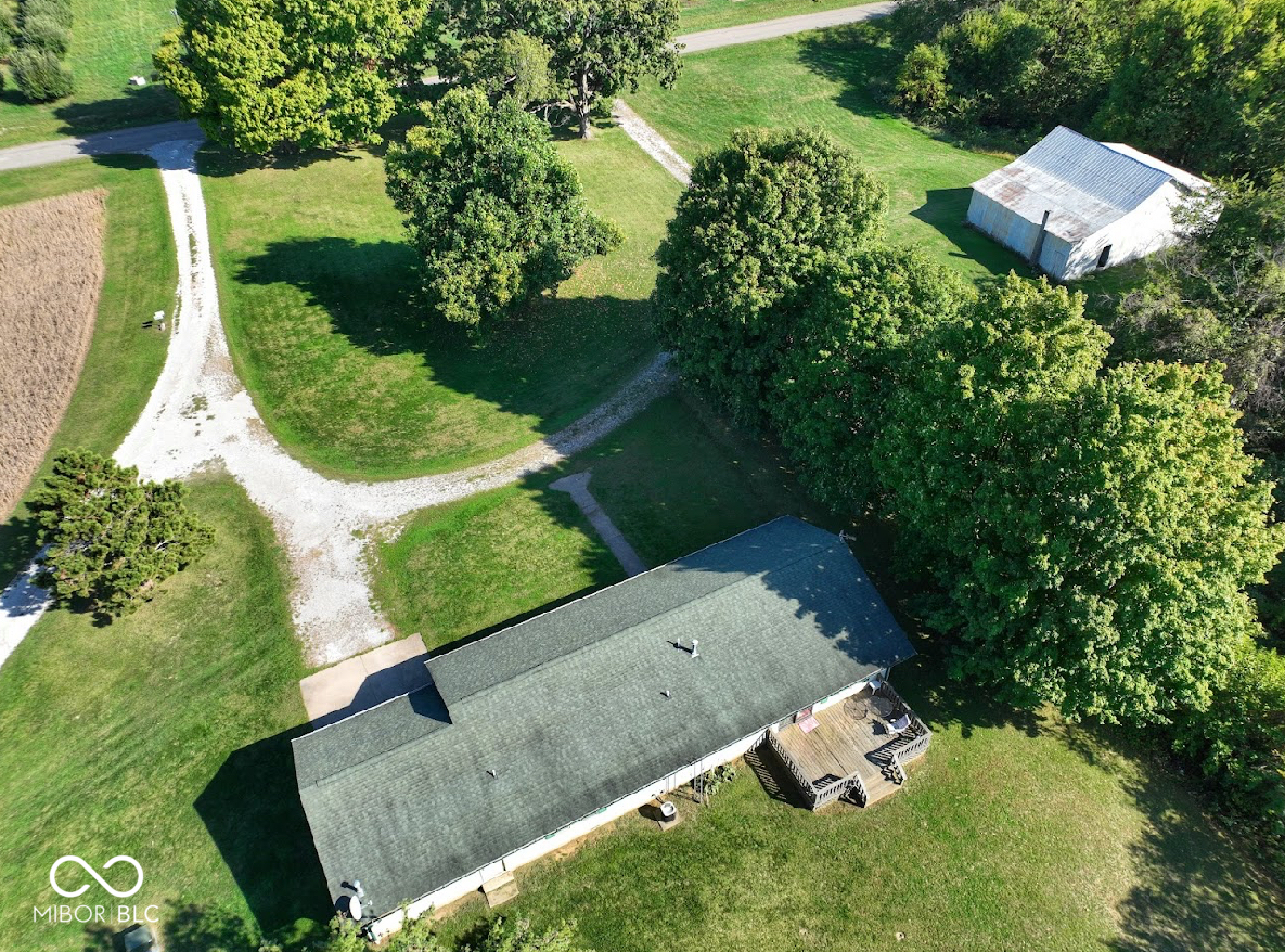 3148 South Coffing Brothers Road Kingman, IN 47952 - Photo 4 of 16