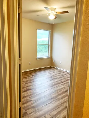 $2,250 | 719 Decker Drive, Hutto, TX 78634