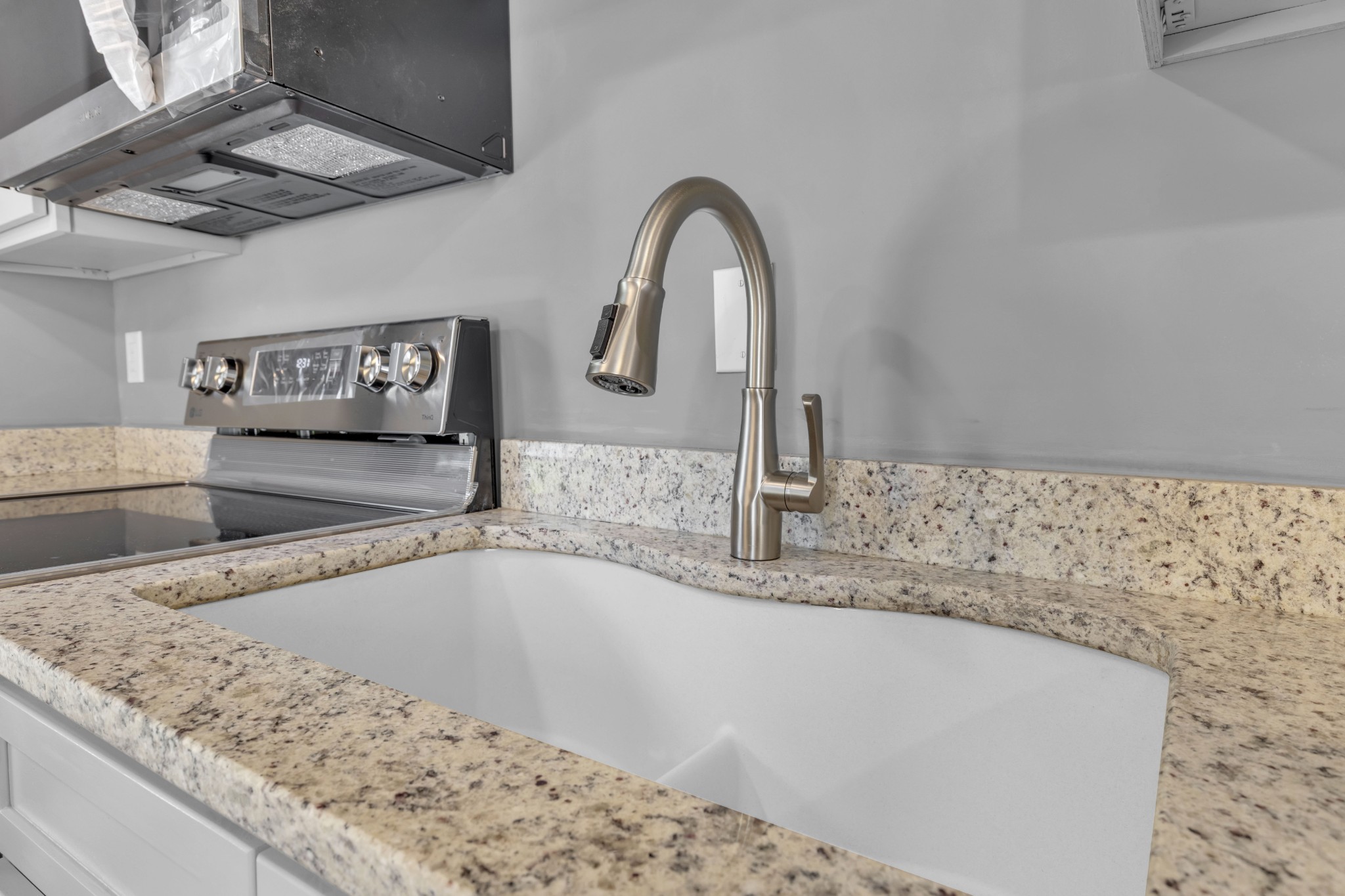 223 East 4th Avenue Springfield, TN 37172 - Photo 7 of 13 a close view of sink and tap