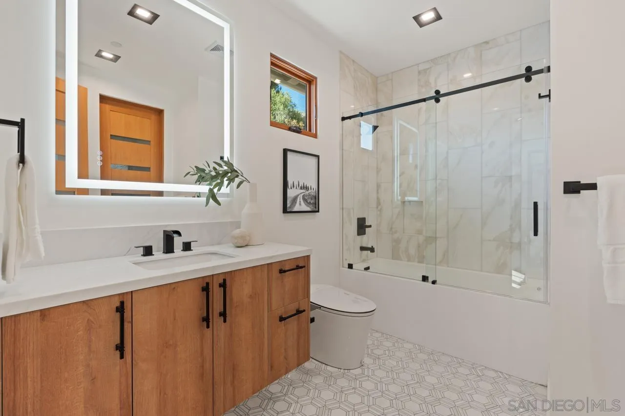 5758 Las Palomas Rancho Santa Fe, CA 92067 - Photo 53 of 74