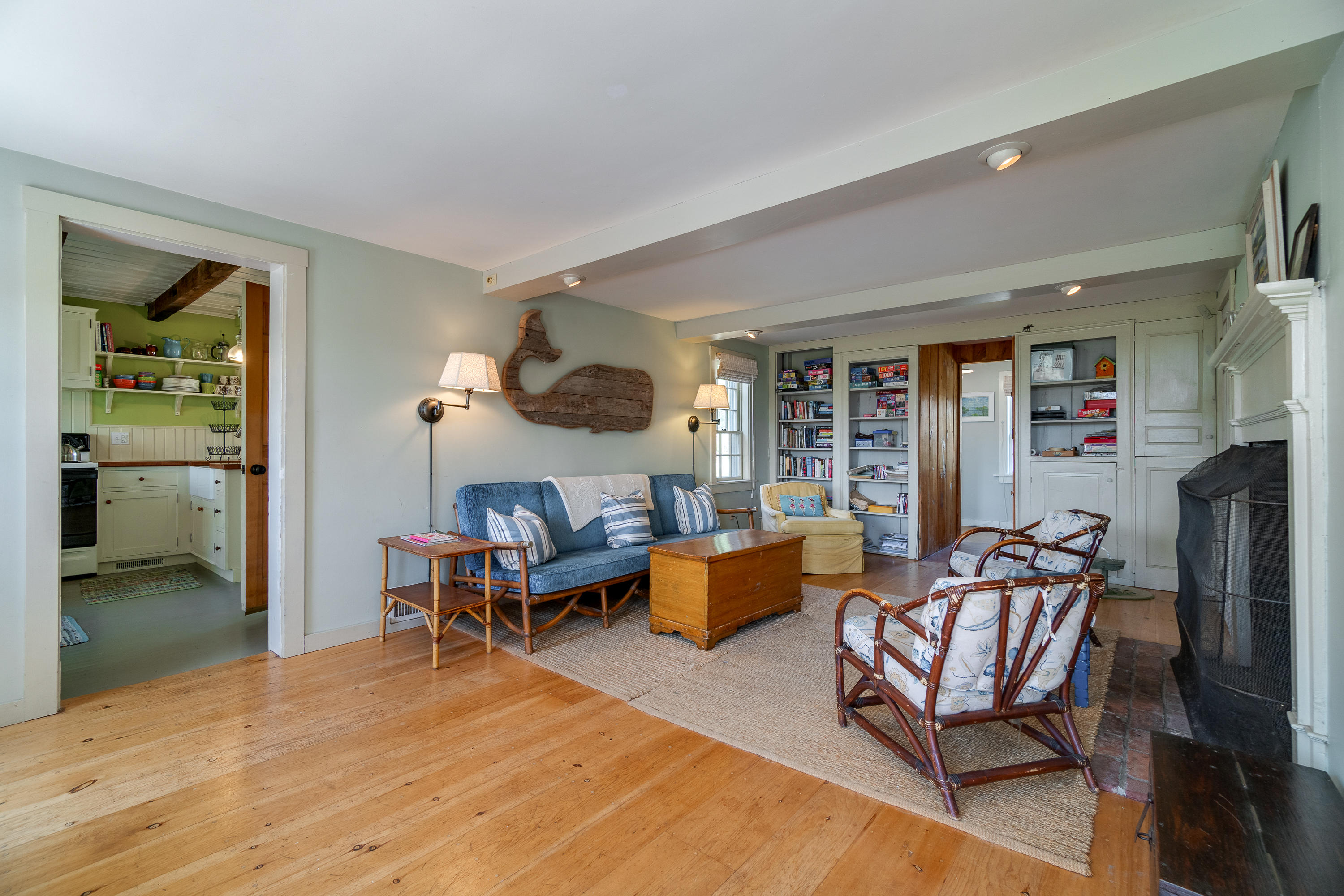 1439 Highway 32 Bristol, ME 04564 - Photo 24 of 54 Living room