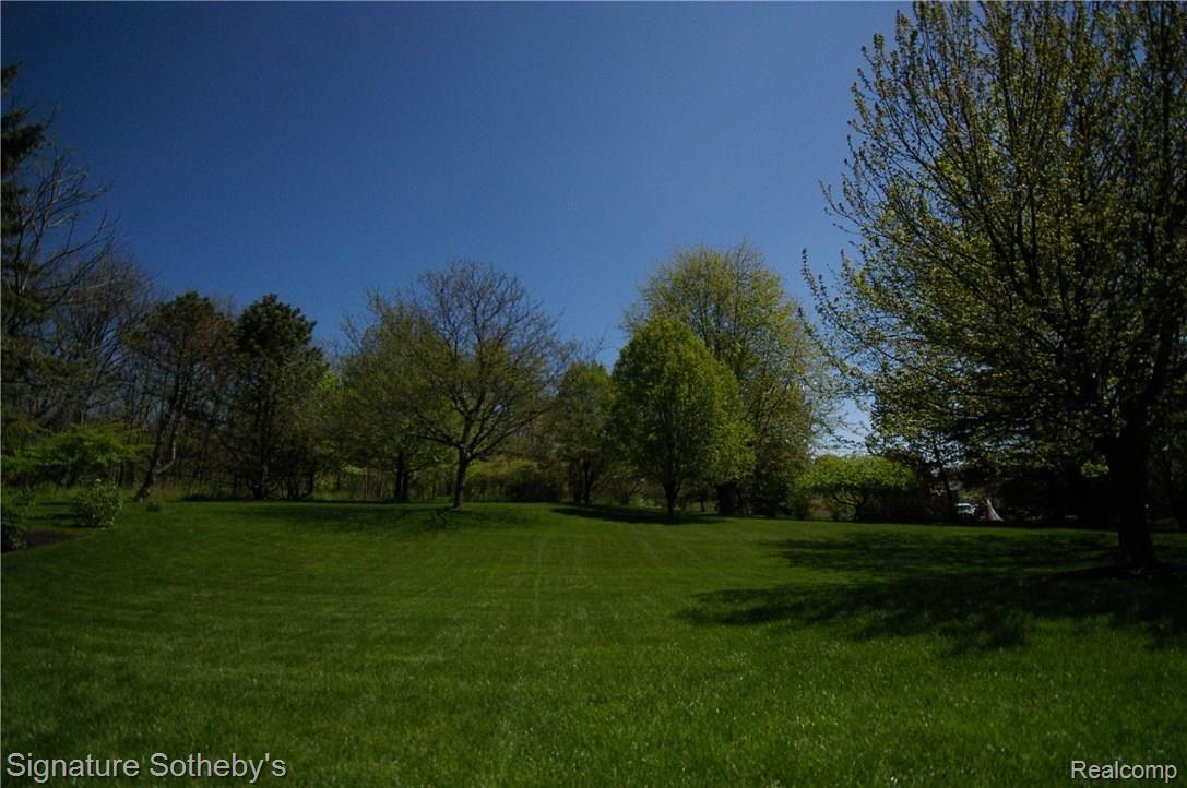 1790 North Kilburn Road Rochester, MI 48306 - Photo 29 of 29 IMGP9242.JPG