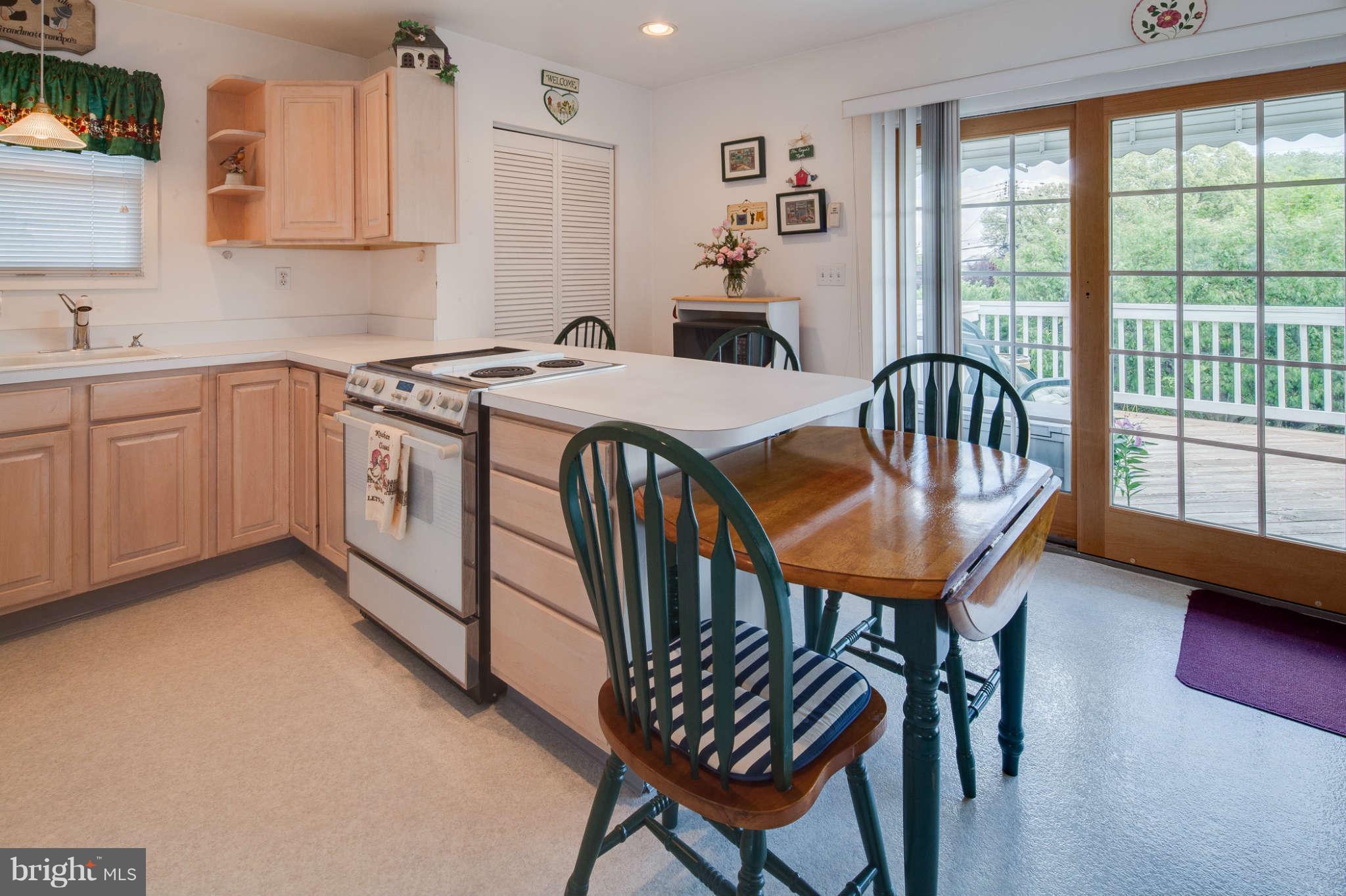 3217 Lynch Road Baltimore, MD 21219 - Photo 23 of 29 Kitchen