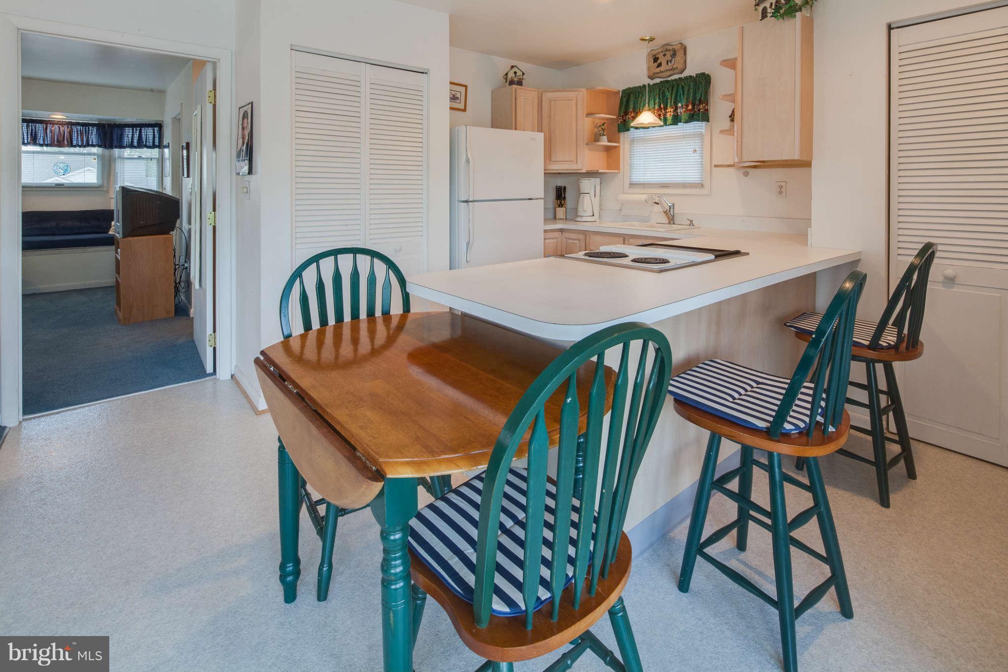 3217 Lynch Road Baltimore, MD 21219 - Photo 24 of 29 Kitchen