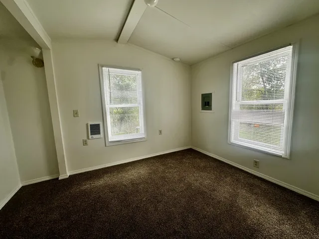 $28,500 | 14 Manor Circle, Mount Carroll, IL 61053