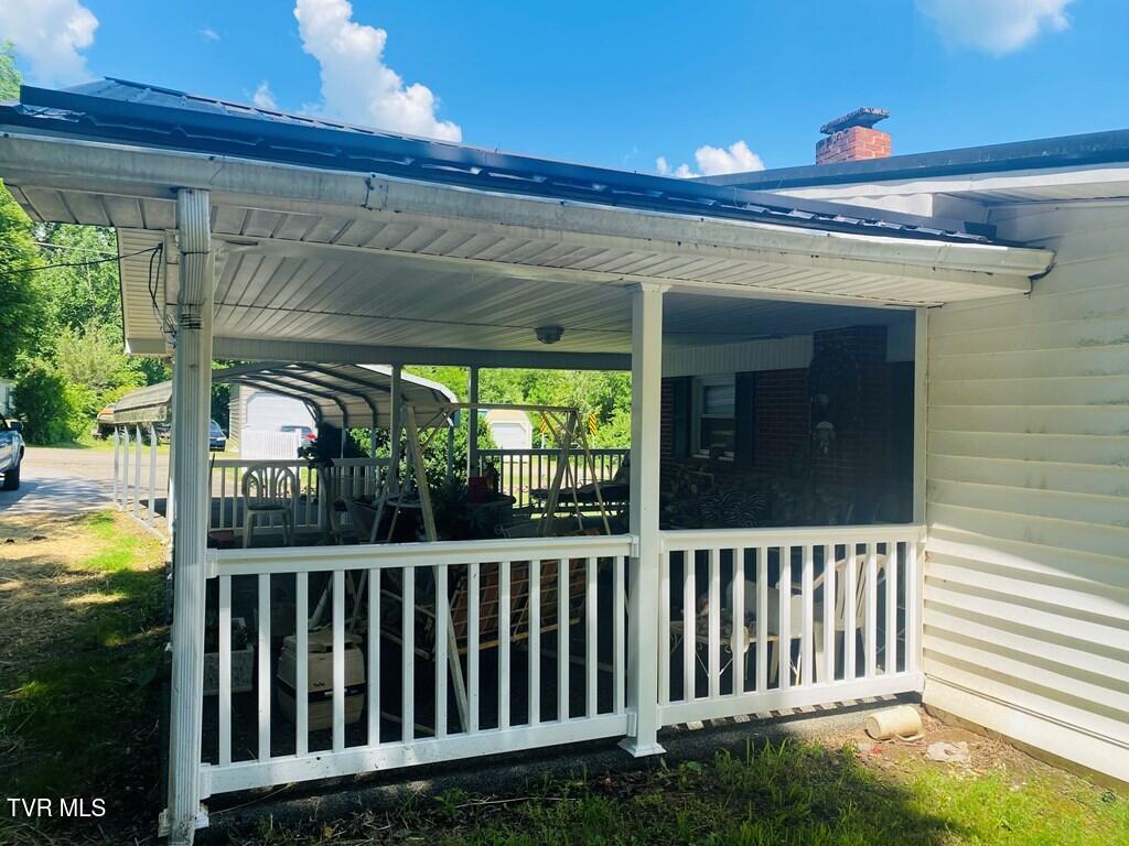 1820 Pine Orchard Road Butler, TN 37640 - Photo 5 of 13 237520_7