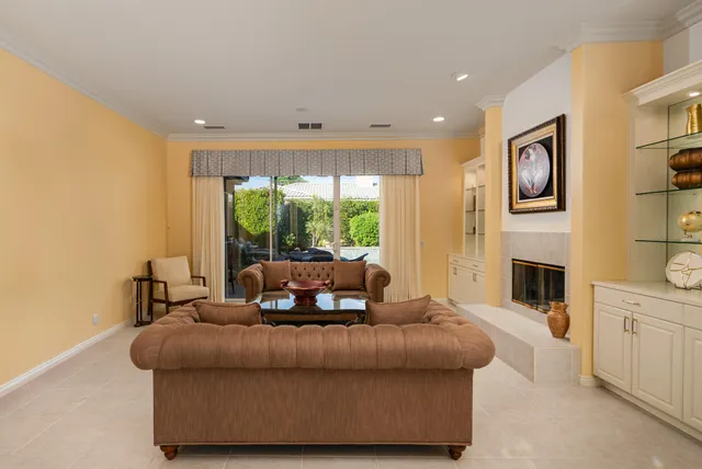 $1,079,000 | 6 Dickens Court, Rancho Mirage, CA 92270