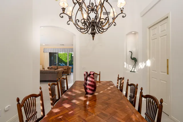 $1,079,000 | 6 Dickens Court, Rancho Mirage, CA 92270