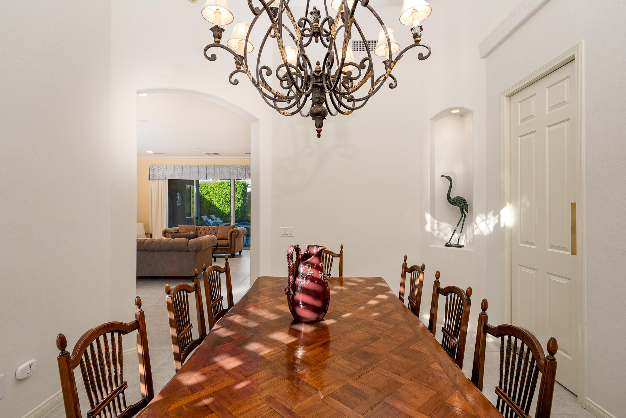 6 Dickens Court Rancho Mirage, CA 92270 - Photo 13 of 58 13