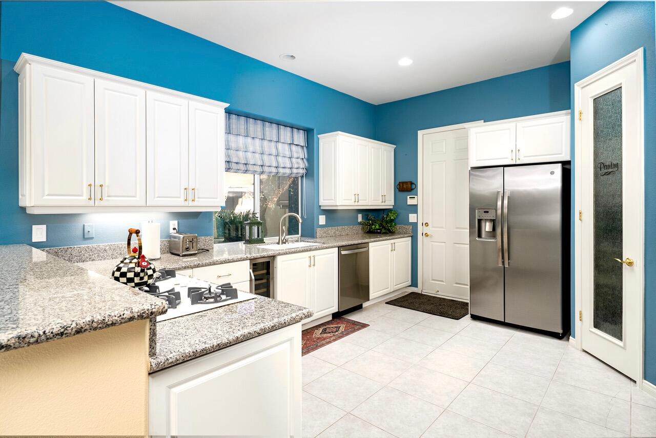 6 Dickens Court Rancho Mirage, CA 92270 - Photo 19 of 58 19