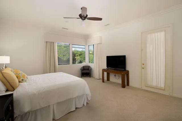 $1,079,000 | 6 Dickens Court, Rancho Mirage, CA 92270