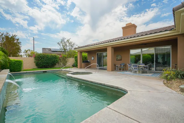 $1,079,000 | 6 Dickens Court, Rancho Mirage, CA 92270