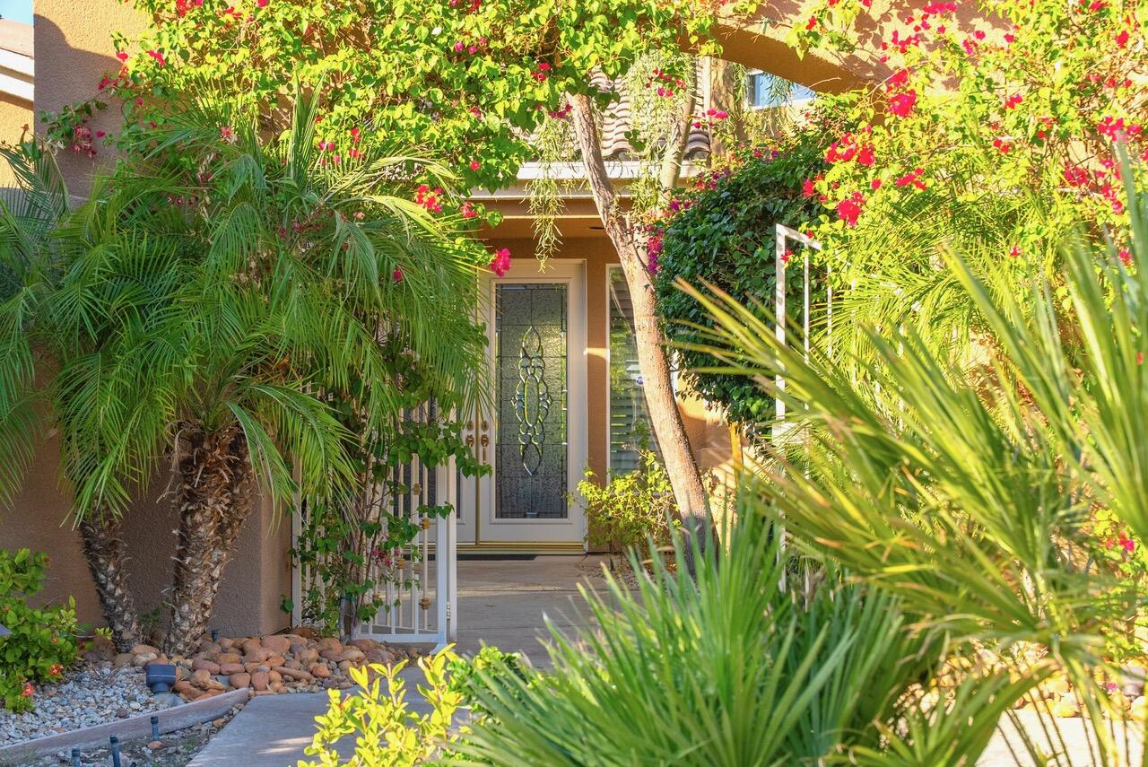 6 Dickens Court Rancho Mirage, CA 92270 - Photo 7 of 58 7