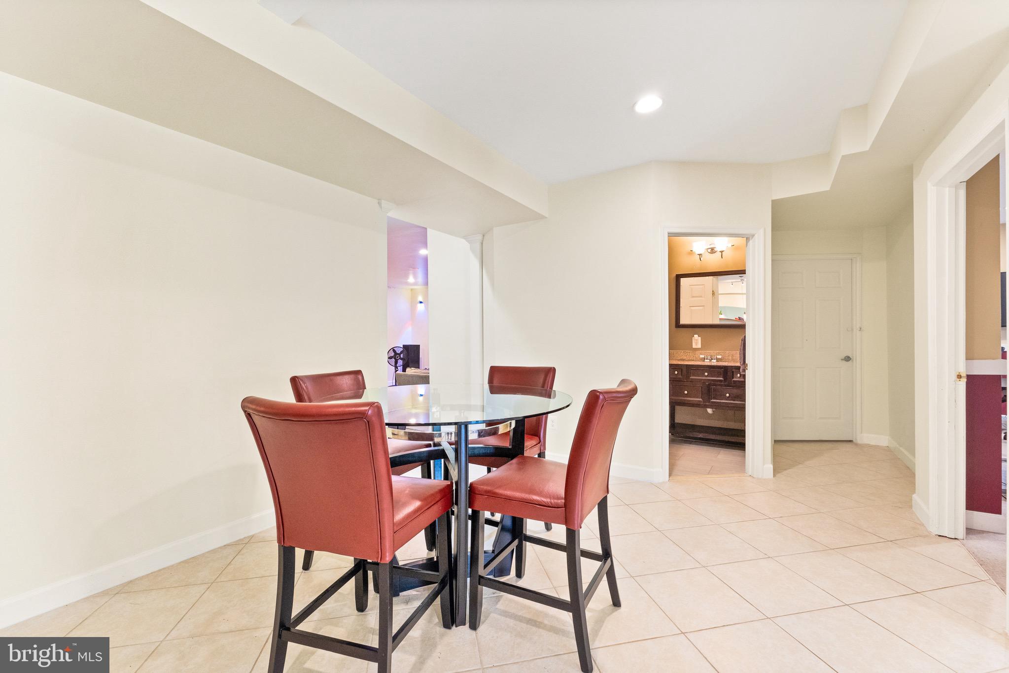 41956 Riding Mill Place Ashburn, VA 20148 - Photo 25 of 36 Gallery Image 25