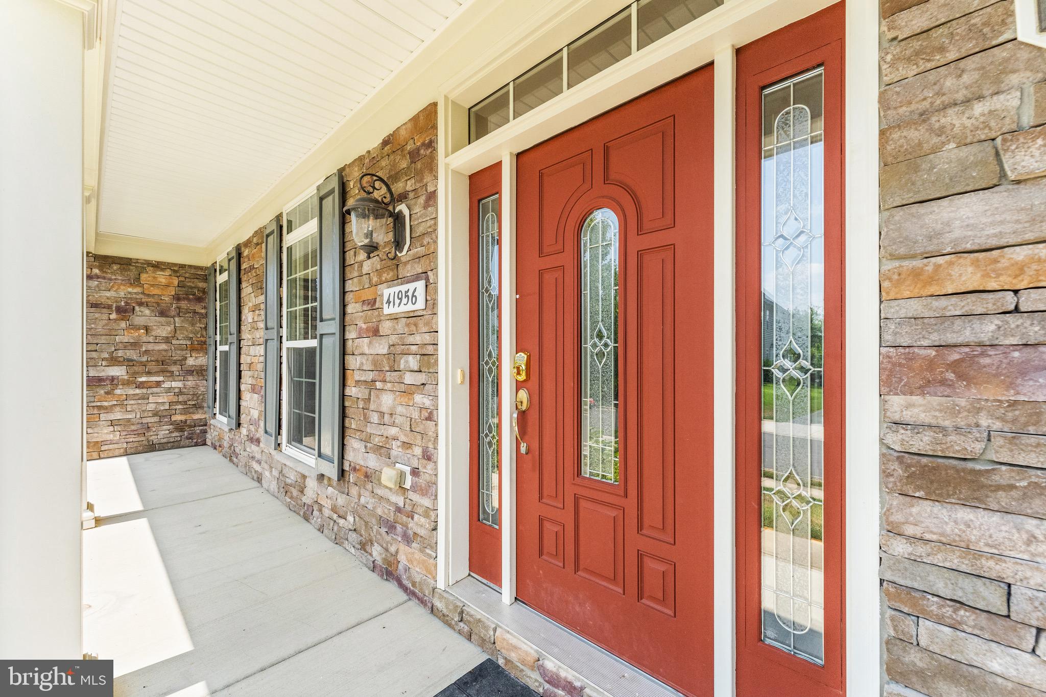41956 Riding Mill Place Ashburn, VA 20148 - Photo 3 of 36 Gallery Image 3